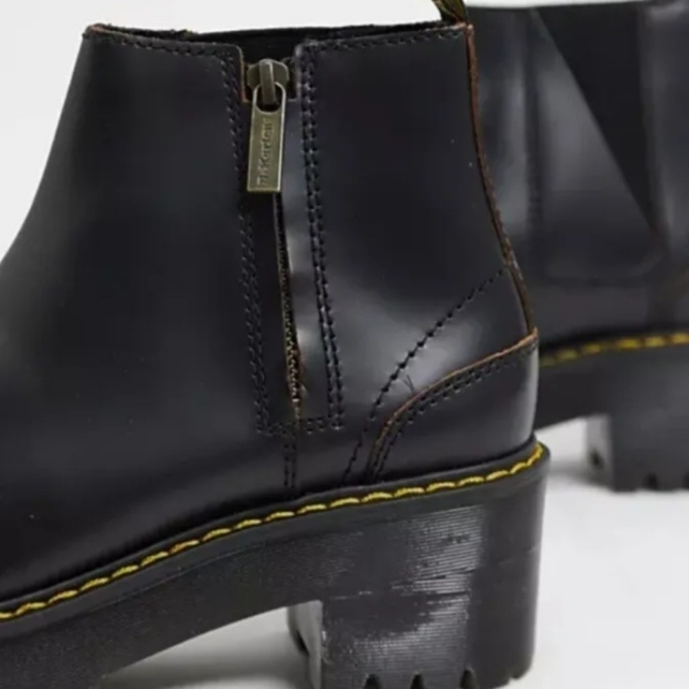 Dr. Martens Rometty Chelsea Boot Womens Quad Platform Black Smooth Leather New - Picture 7 of 14